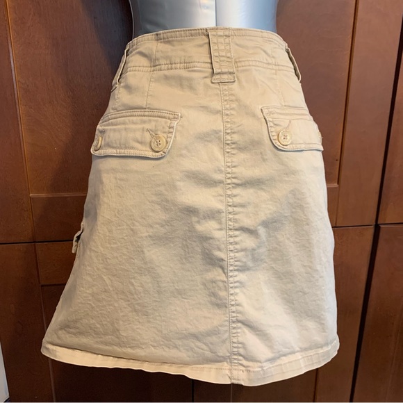 SALE!! Cargo skort.        5 - Picture 4 of 9